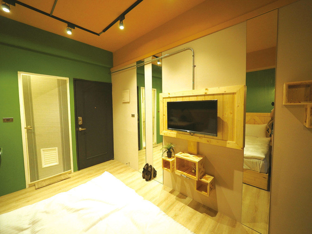 Loft Hostel Fengjia台中市 エクステリア 写真