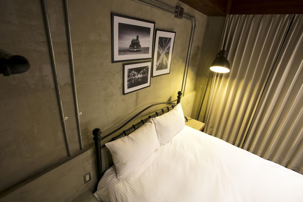 Loft Hostel Fengjia台中市 エクステリア 写真