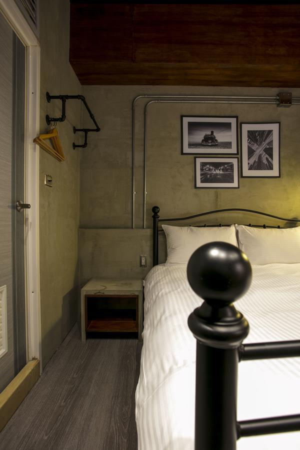 Loft Hostel Fengjia台中市 エクステリア 写真