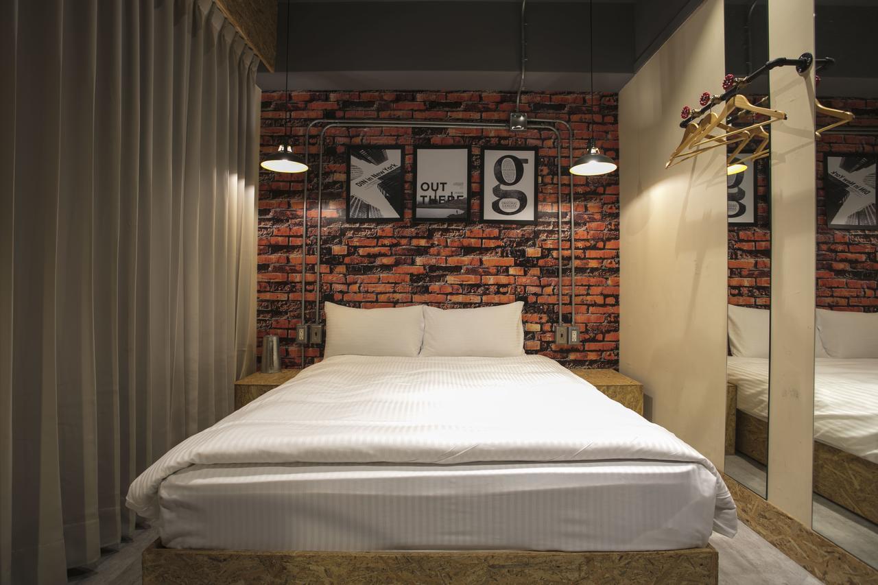 Loft Hostel Fengjia台中市 エクステリア 写真