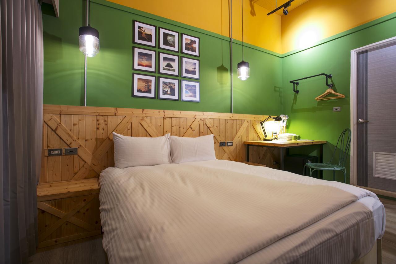 Loft Hostel Fengjia台中市 エクステリア 写真