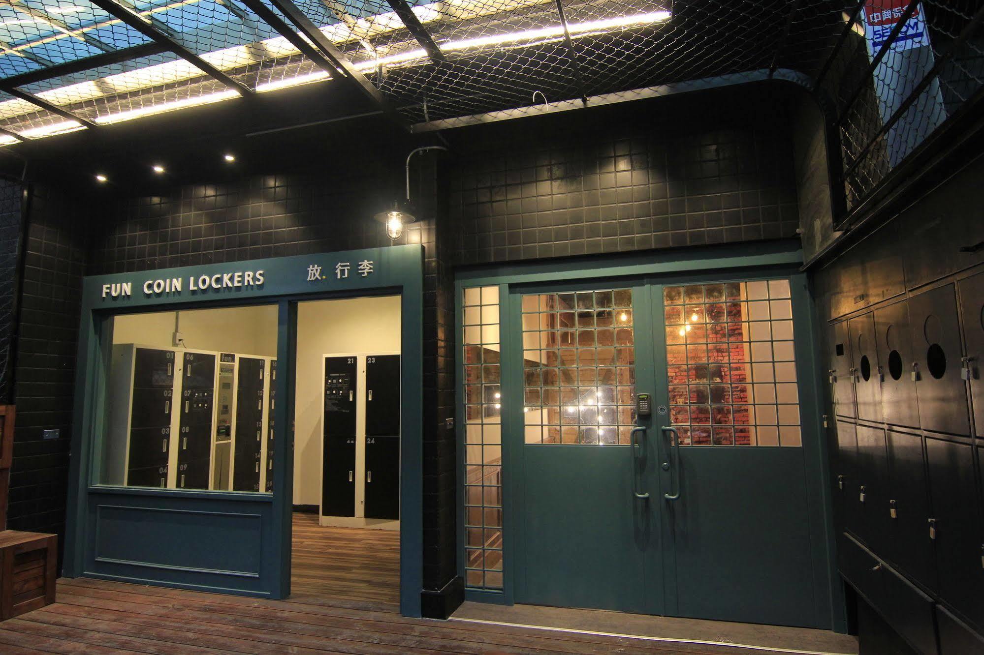 Loft Hostel Fengjia台中市 エクステリア 写真